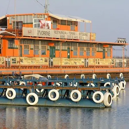 Hotel Kormoran 4*